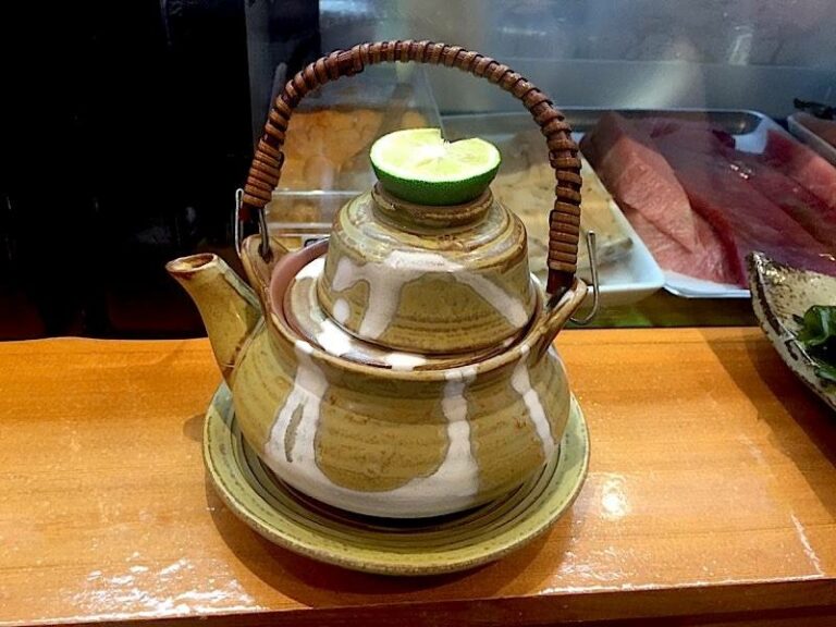 松茸と鱧の土瓶蒸し