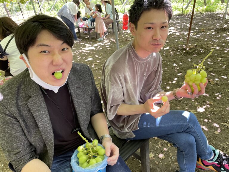山梨シャインマスカット狩り🍇